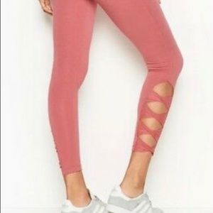 VSX Victoria’s Secret Sport Twisted Leggings -size Small